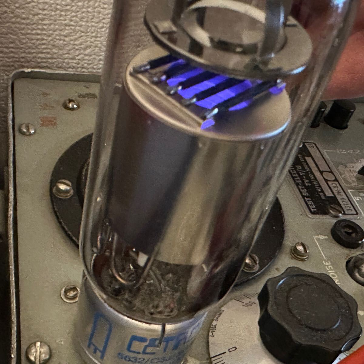 高級 1pc NOS 真空管 5G32 / C3J / 5632 Cetron キセノン 希ガス 紫 放電 整流管 サイラトロン 細身 14mm キャップ セトロン拍卖