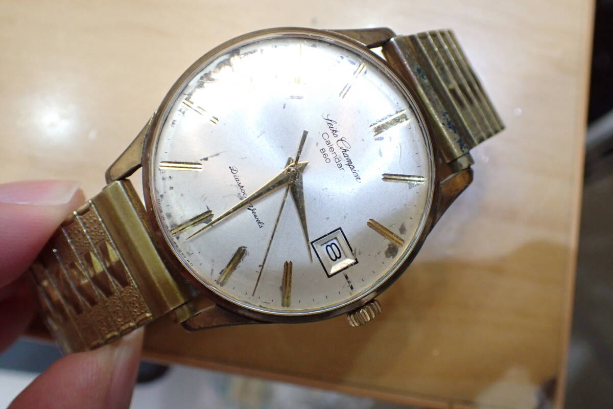 セイコー/SEIKO チャンピオン カレンダー ◆ ゴールド 手巻きメンズ腕時計拍卖