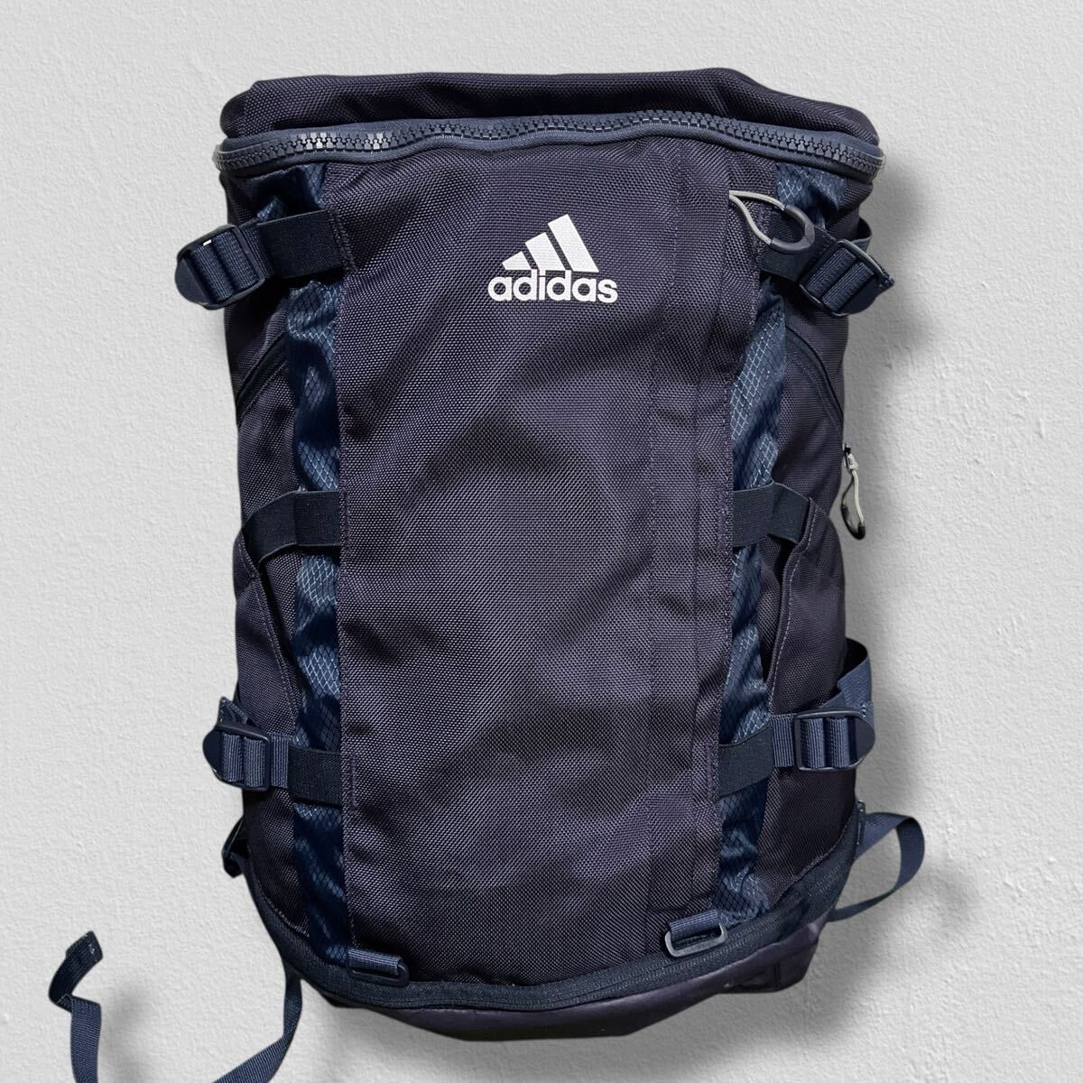 adidas オーピーエス バックパック 26 ブラック×ネイビー ●洗濯プレス済● アディダス リュック 大容量 黒 古着/690拍卖