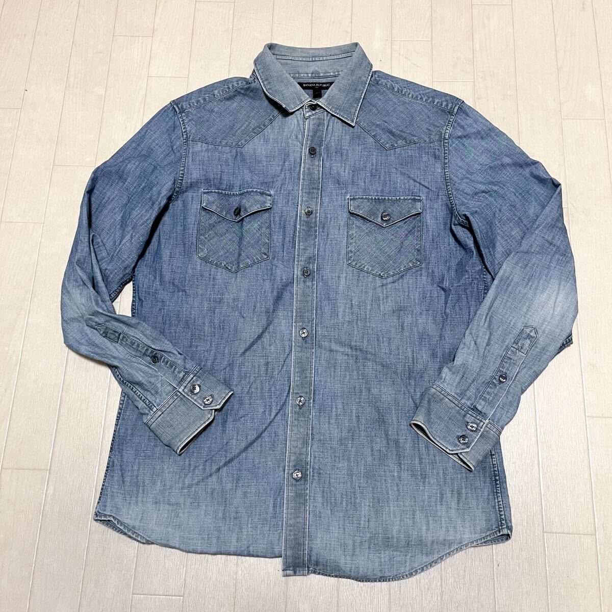 和847★ BANANA REPUBLIC バナナリパブリック デニムシャツ ボタンシャツ 長袖 ウエスタンシャツ L ブルー メンズ拍卖