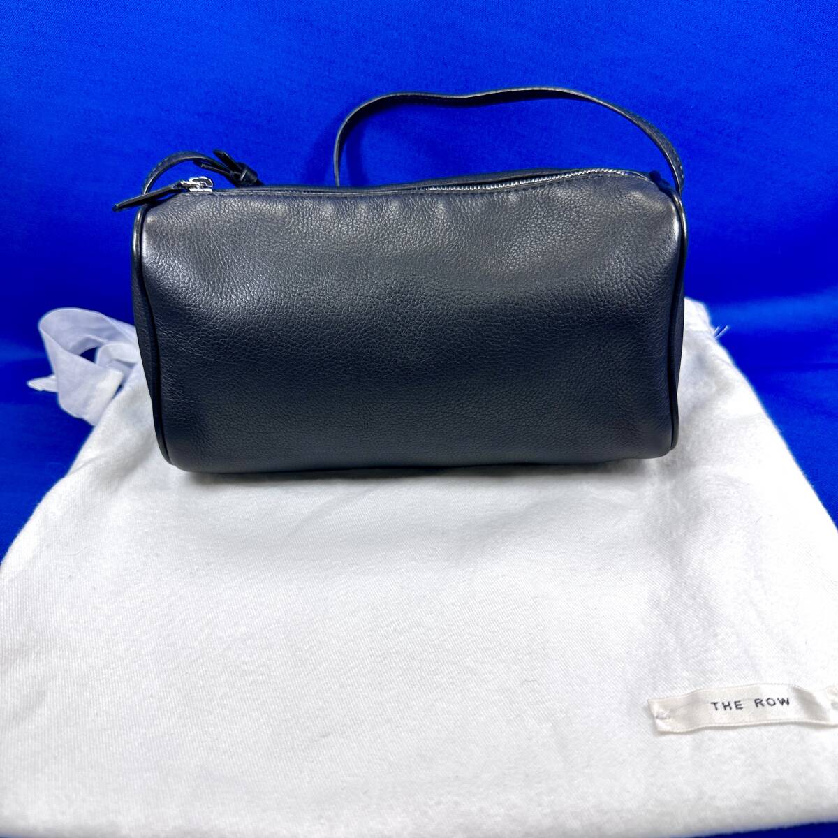 【美品】THE ROW ザ・ロウ 90's BAG スモール バッグ ラムスキン イタリア製 ハンドバッグ アシュリー メアリーケイト オルセン 拍卖