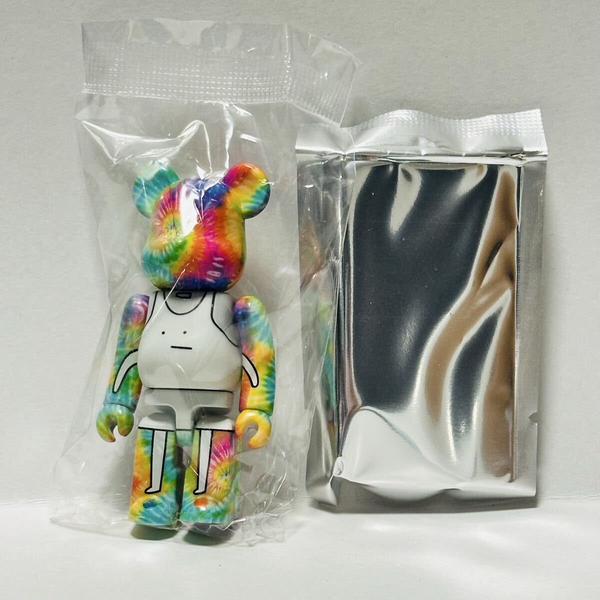 BE@RBRICK SERIES50 SECRET (シークレット) / ヤバイTシャツ屋さん拍卖