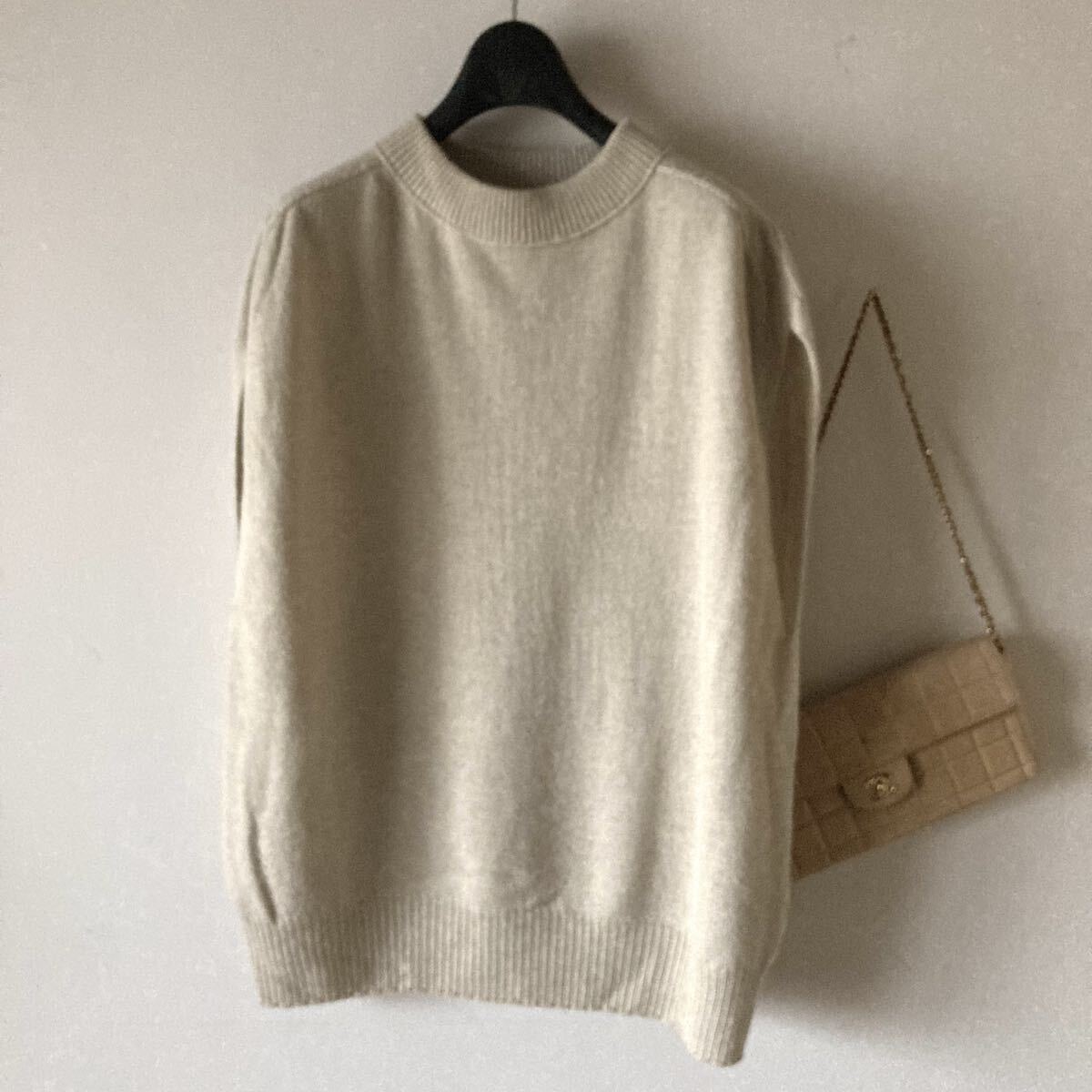 アンタイトル*カシミヤシルクウール クルーネックたっぷりプルオーバーニット*ベージュ拍卖