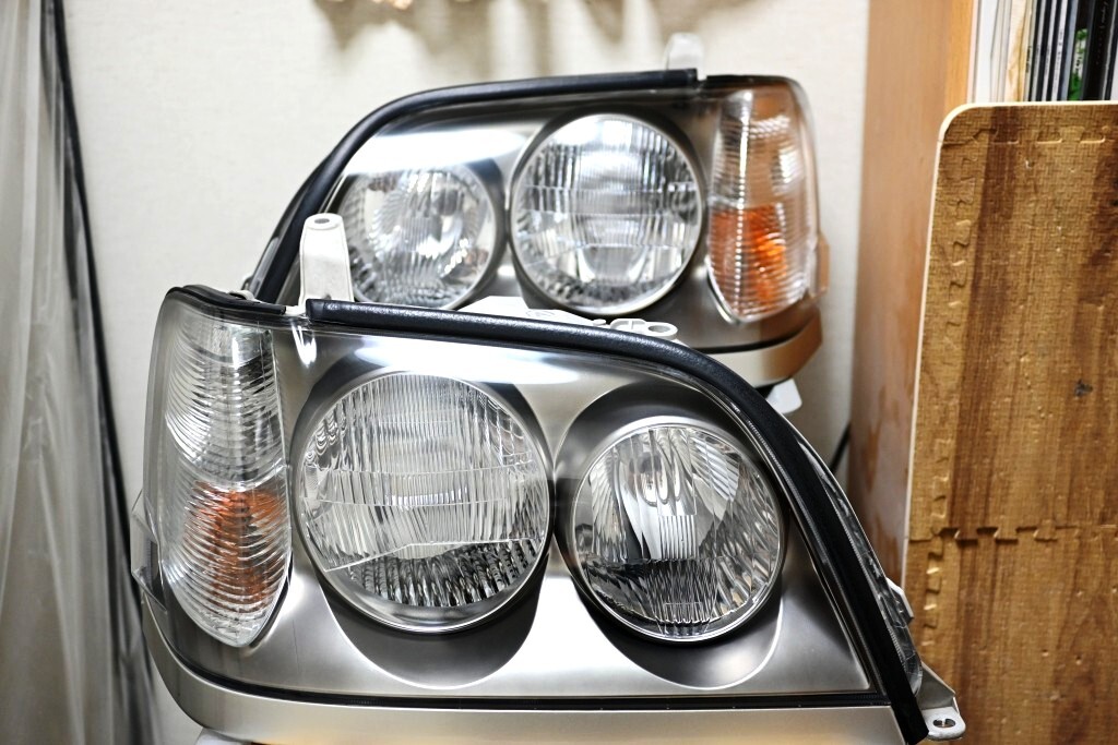 レンズ極上品 劣化無し JZS171 JZS173 JZS175 JZS179 17系 クラウン プレミアム HID 左右 ヘッドライト 付属品完備 ASSY 0 KOITO 30-280 A拍卖