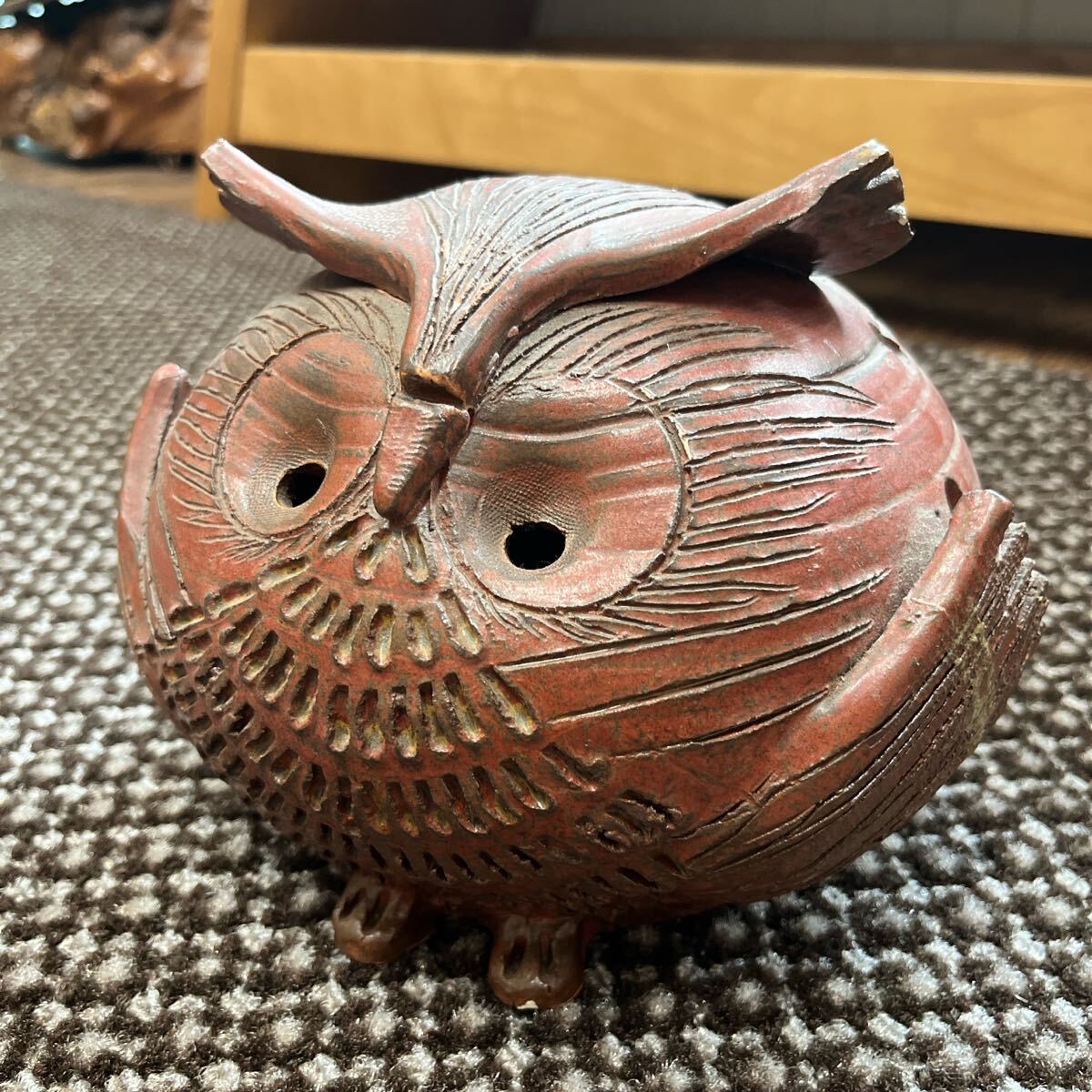 【旭川窯】太鼓判の逸品! 縁起の良いふくろうの置物拍卖