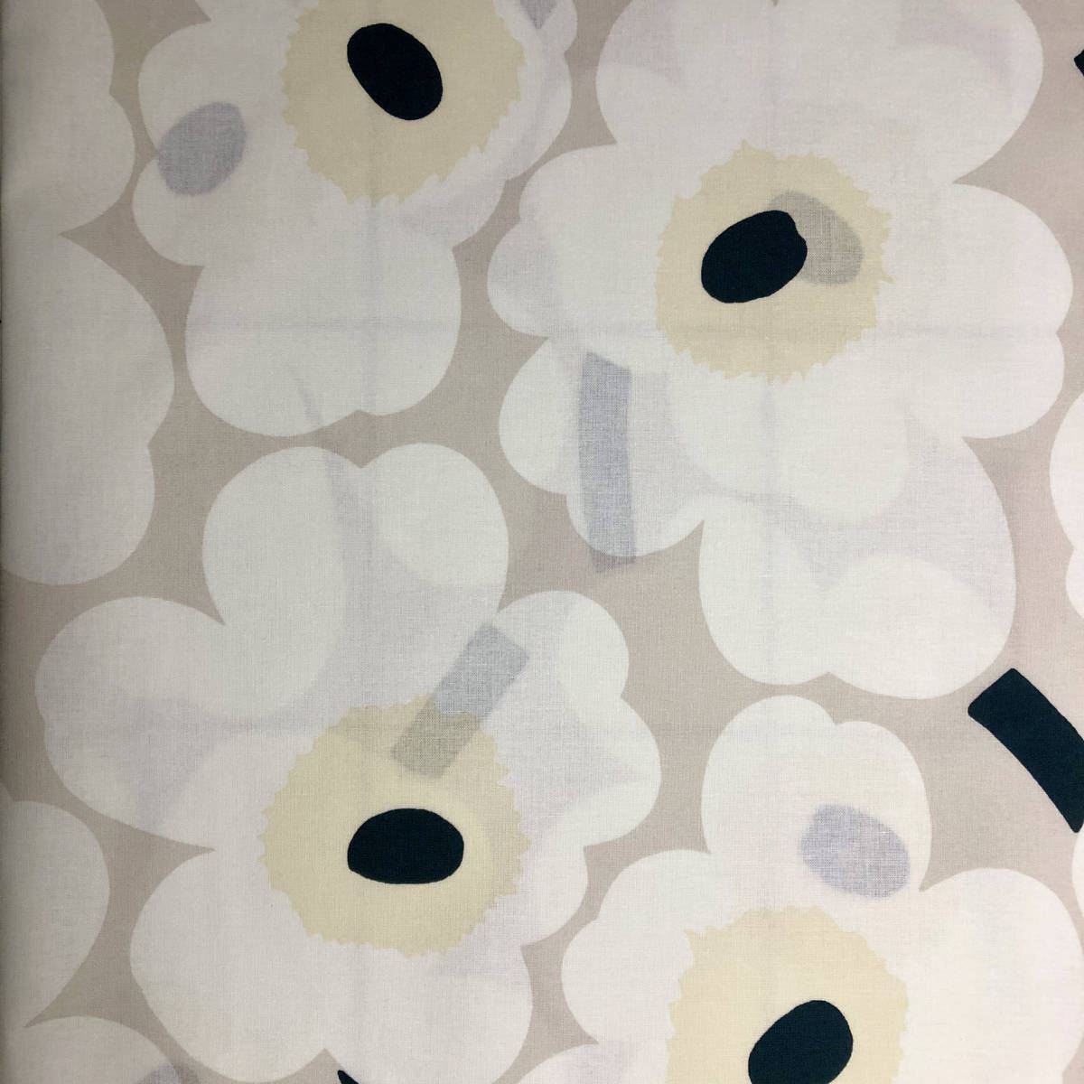 marimekko ハーフカットクロス/はぎれ ピエニウニッコ ベージュ×ナチュラルホワイト×ダークグリーン 68×50cm マリメッコ拍卖