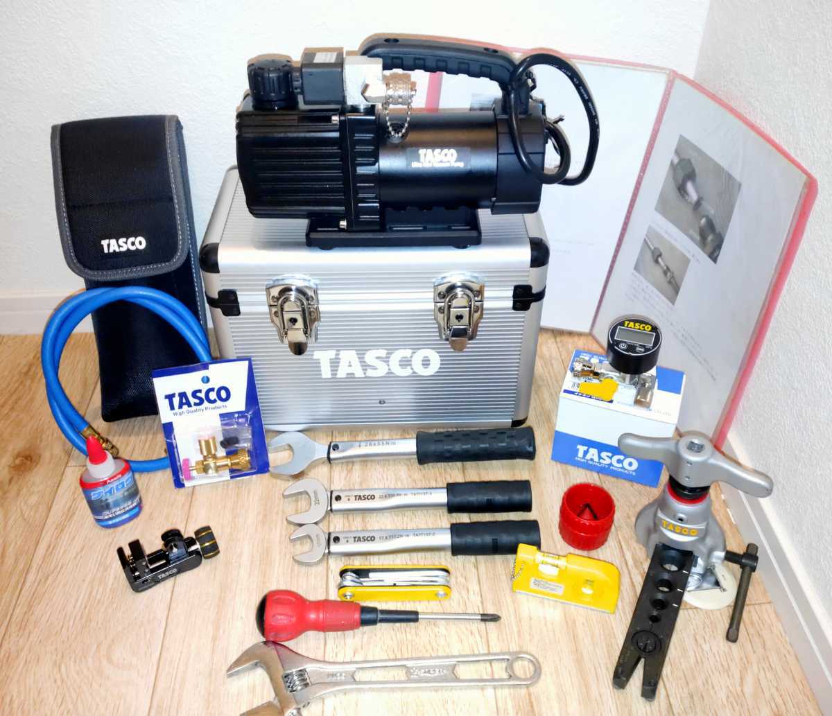 ④R32 R410A エアコン取り付け工具セット1泊2日 レンタル タスコ 真空ポンプ トルクレンチ フレアツール デジタル真空ゲージ 日時指定可能拍卖