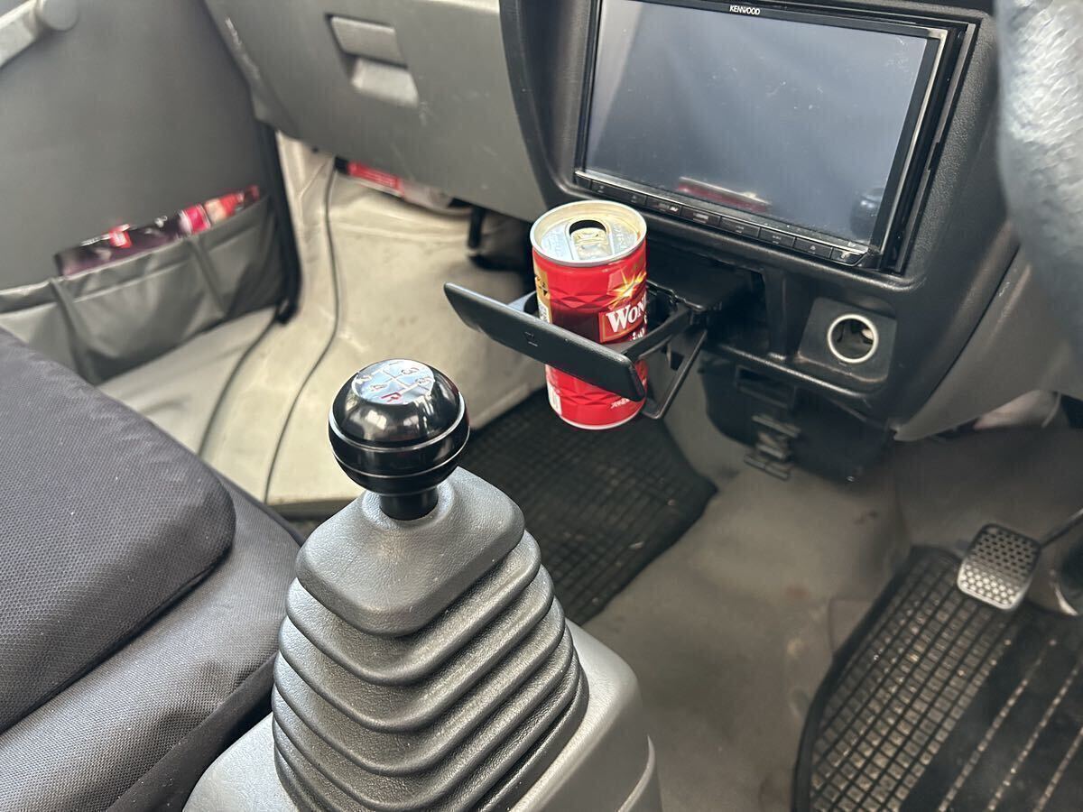 【送料450円】SUZUKI スズキ キャリートラック(DA52T型)スズキ(純正)センター ドリンクホルダー拍卖