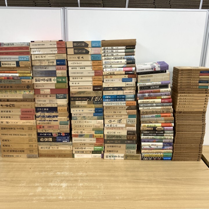■05)【1点限り!】随筆集・詩集・エッセイ・小説など日本・中国古典文学の本 まとめ売り約165冊大量セット/夏目漱石/西遊記/平家物語/B拍卖