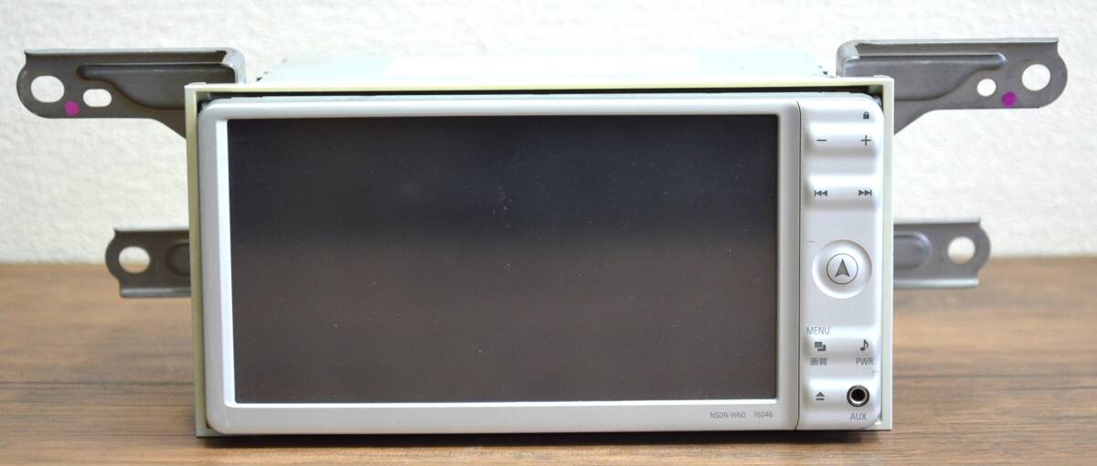 0023-198 現状品 TOYOTA トヨタ 純正カーナビ 08545-00T61 502220 車用品 カーナビ メモリーナビ プリウス NSDN-W60 TVアンテナ GPS付き拍卖
