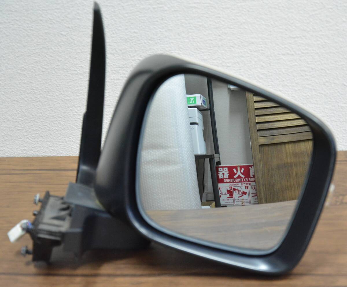 0023-218 SUZUKI スズキ MF33S MRワゴン 右ドアミラー 電動格納式 ZGF ベージュ 車用品 車パーツ 通電動作未確認拍卖