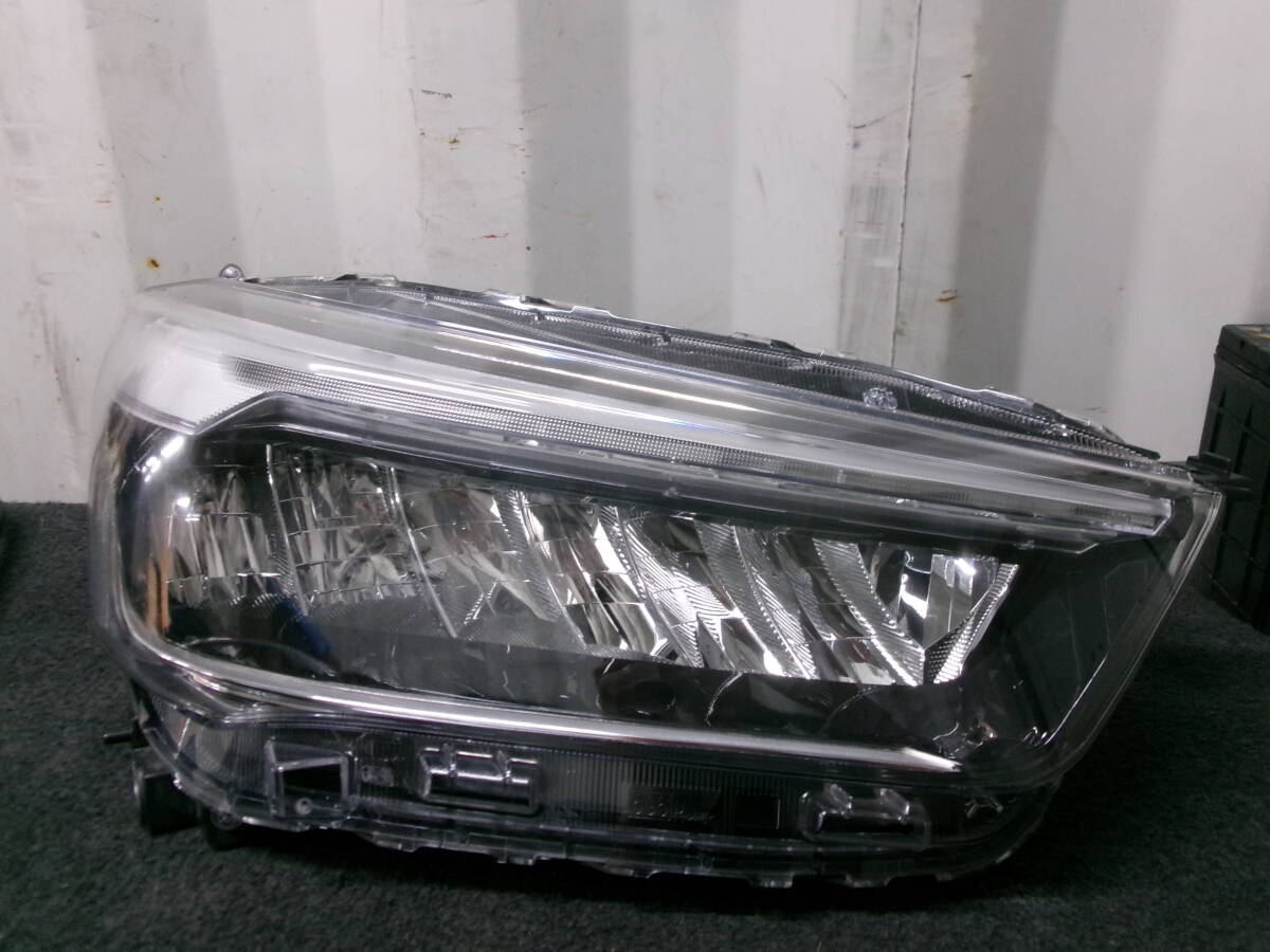 ☆A200A A200S ライズ ロッキー LED 右ヘッドライト!☆拍卖
