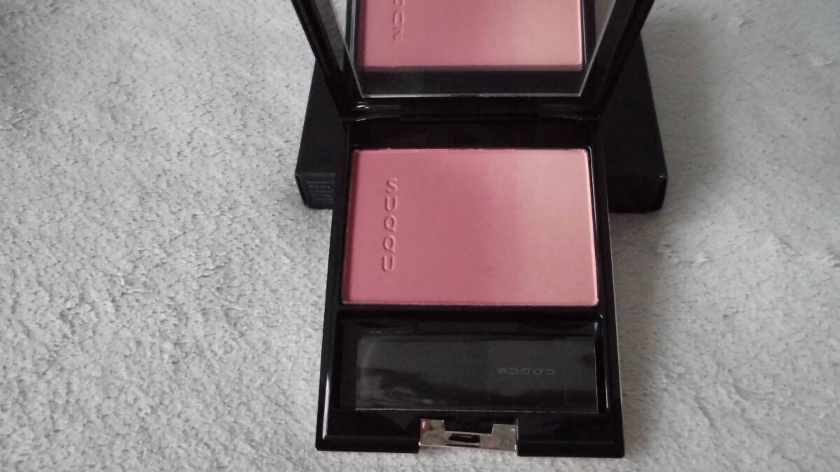 ★限定色!SUQQU ピュア カラー ブラッシュ 142 BENINOKORI 紅残像 (頬紅) :新品・未使用!!購入時のままです★拍卖