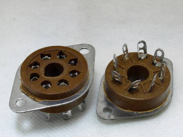 即決 Amphenol US8Pソケット 1個~6個 茶モールド 銀メッキ接点 Φ28拍卖