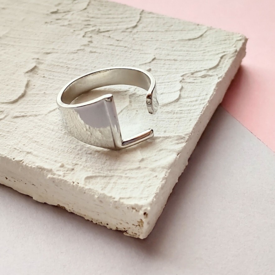 【推し活におすすめ】イニシャル オープンリング L シルバー 指輪 ペア 韓国 推し活 #74拍卖