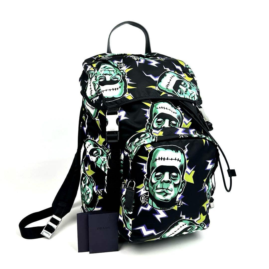 【極美品】PRADA プラダ リュック フランケンシュタイン 三角プレート 白タグ ユニバーサルスタジオ ナイロン 黒 ブラック 緑 グリーン拍卖