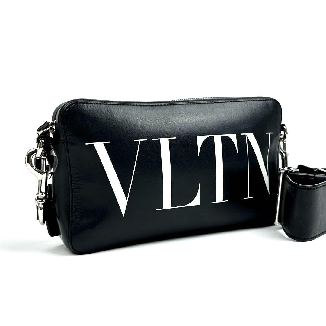 【美品】VALENTINO GARAVANI ヴァレンティノ ショルダーバッグ 2way VLTN ロゴ スタッズ 斜め掛け レザー 黒 ブラック フォーマル 男女兼用拍卖