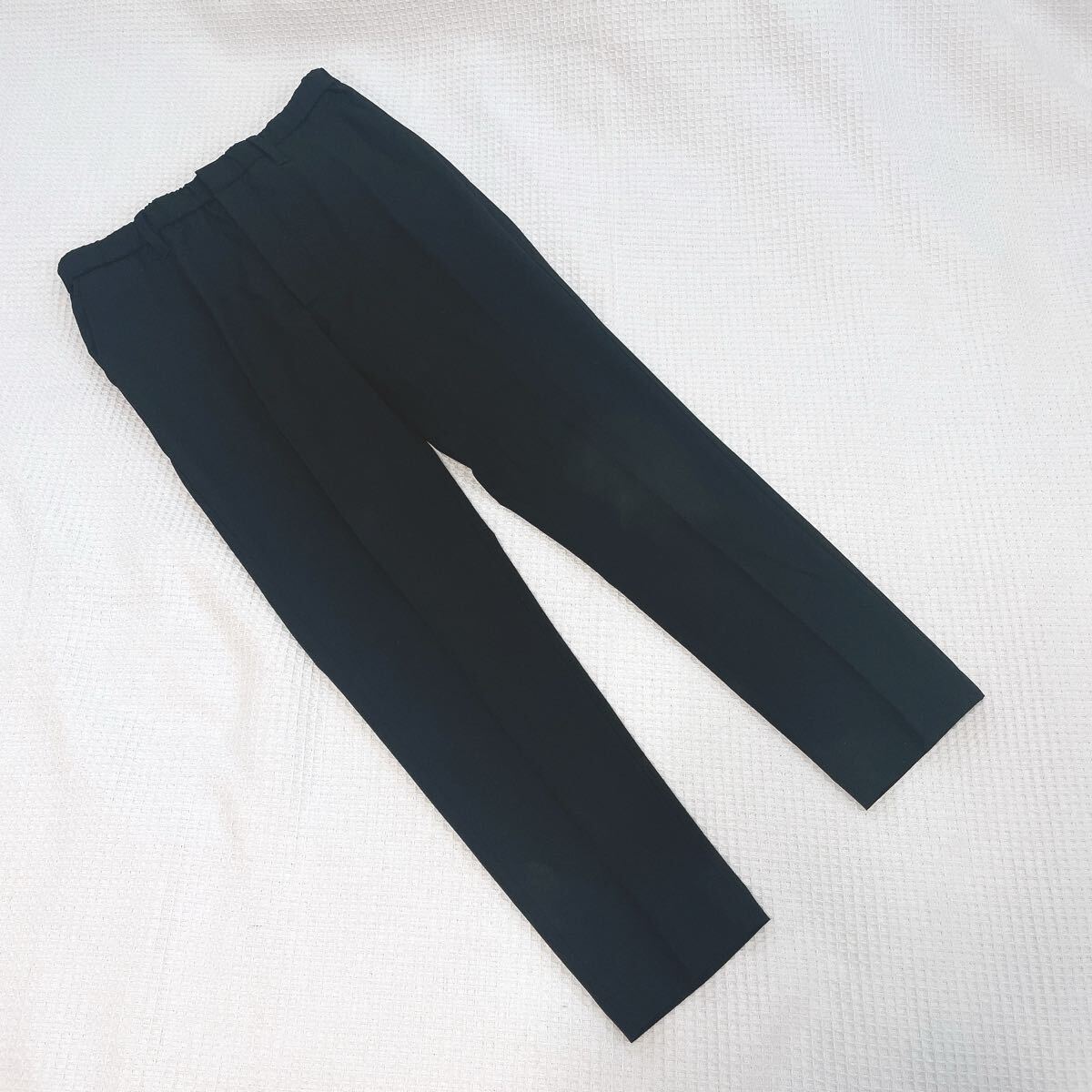 ブラックSENSE OF PLACE by URBAN RESEARCHセンスオブプレイス バイ アーバンリサーチCARREMANスリムテーパード スラックス黒パンツMサイズ拍卖