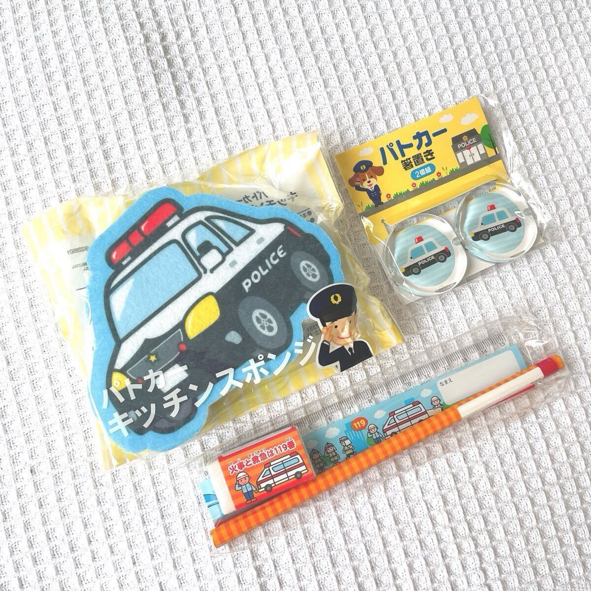 ★新品★6点セット救急車パトカー消防車2B鉛筆キッチンスポンジ箸置き消しゴム定規 文房具ものさし物差し男の子キッズ警察お皿洗い拍卖