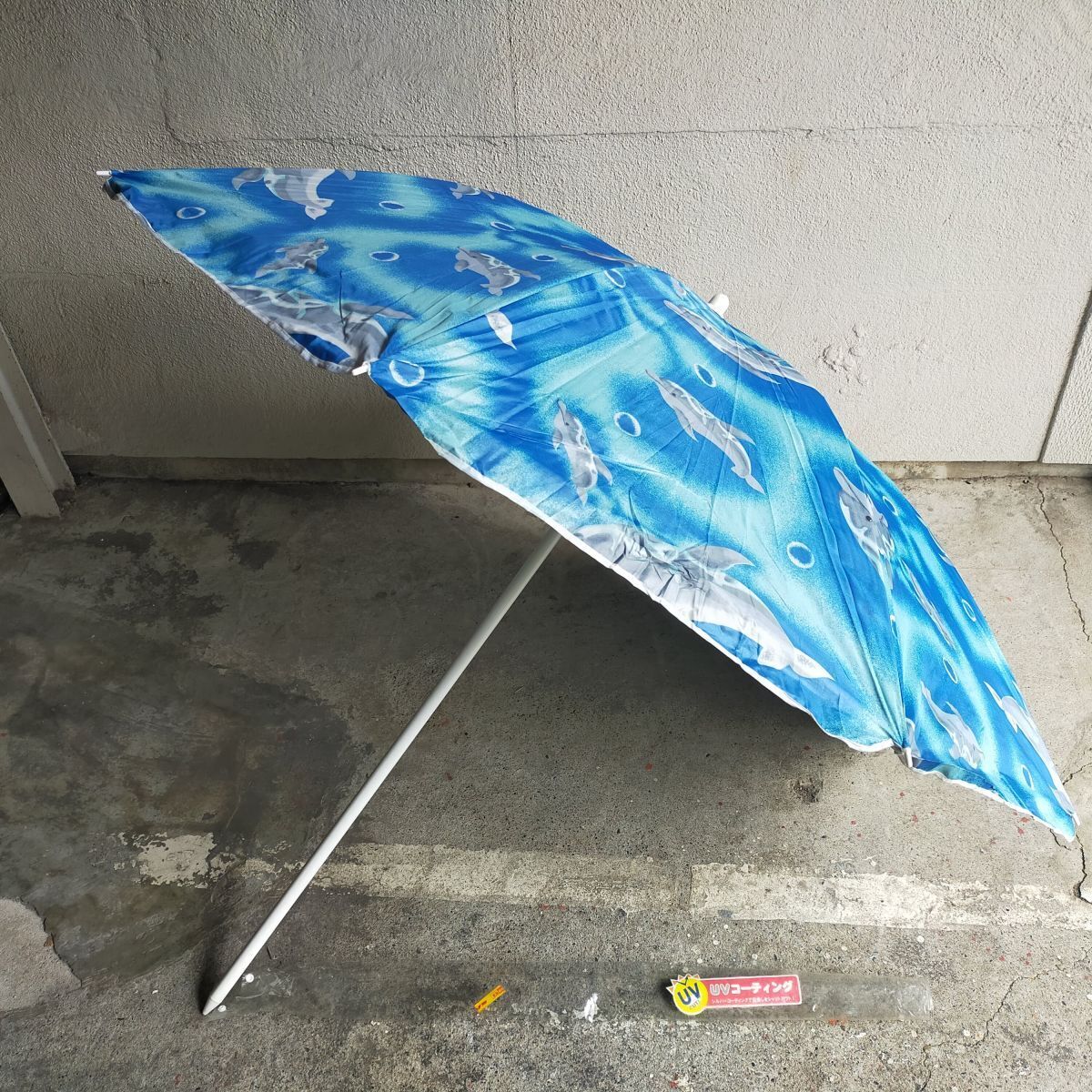 E07-20250904-01 UVカット ビーチパラソル イルカ柄 ブルー 直径157cm 高さ調整可 中古拍卖
