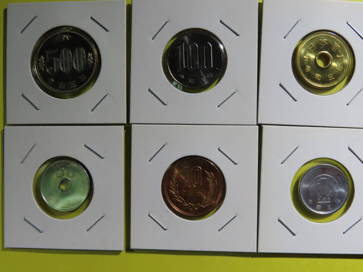 令和3年6種6枚【完全未使用】500.100.50.10.5.1円ミントだし、コインホルダー入り⑧拍卖