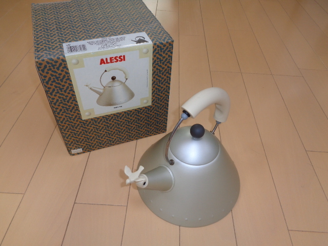 ALESSI BIRD KETTLE MICHAEL GRAVES DESIGN アレッシィ バードケトル マイケル グレイブス デザイン (箱付)送料別拍卖