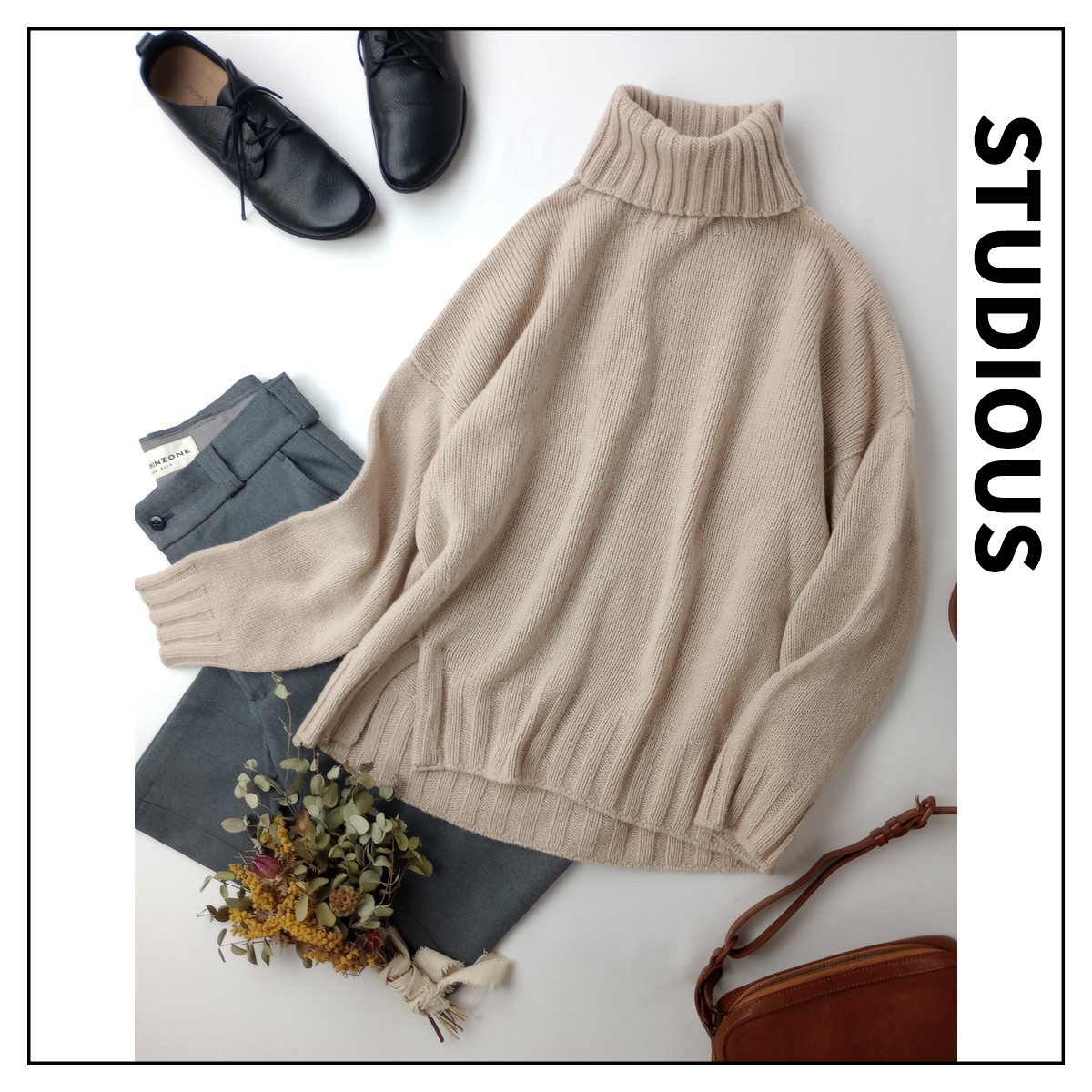 STUDIOUS ステュディオス「一枚あると重宝する♪」ウール 毛 混 タートルネック エアヤーン ニット リブ Free ベージュ(15M+5661)拍卖