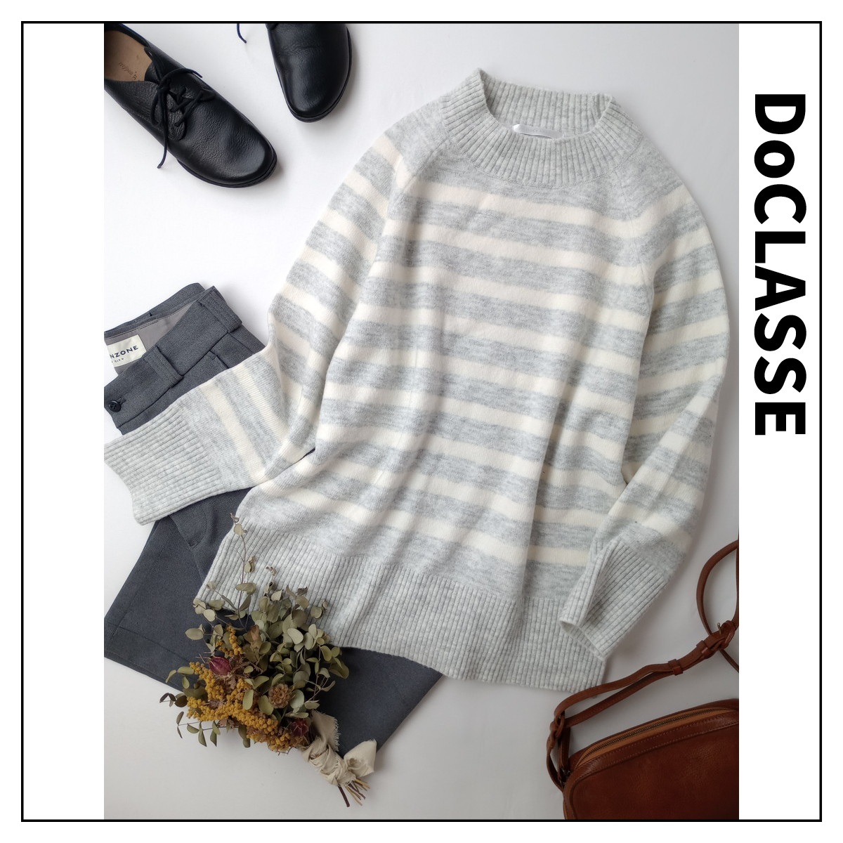 DoCLASSE ドゥクラッセ「いつの時代も色あせない。」ウール 毛 混 ボーダー柄 モックネック ニット プルオーバー L グレー系(27M+5001)◆拍卖