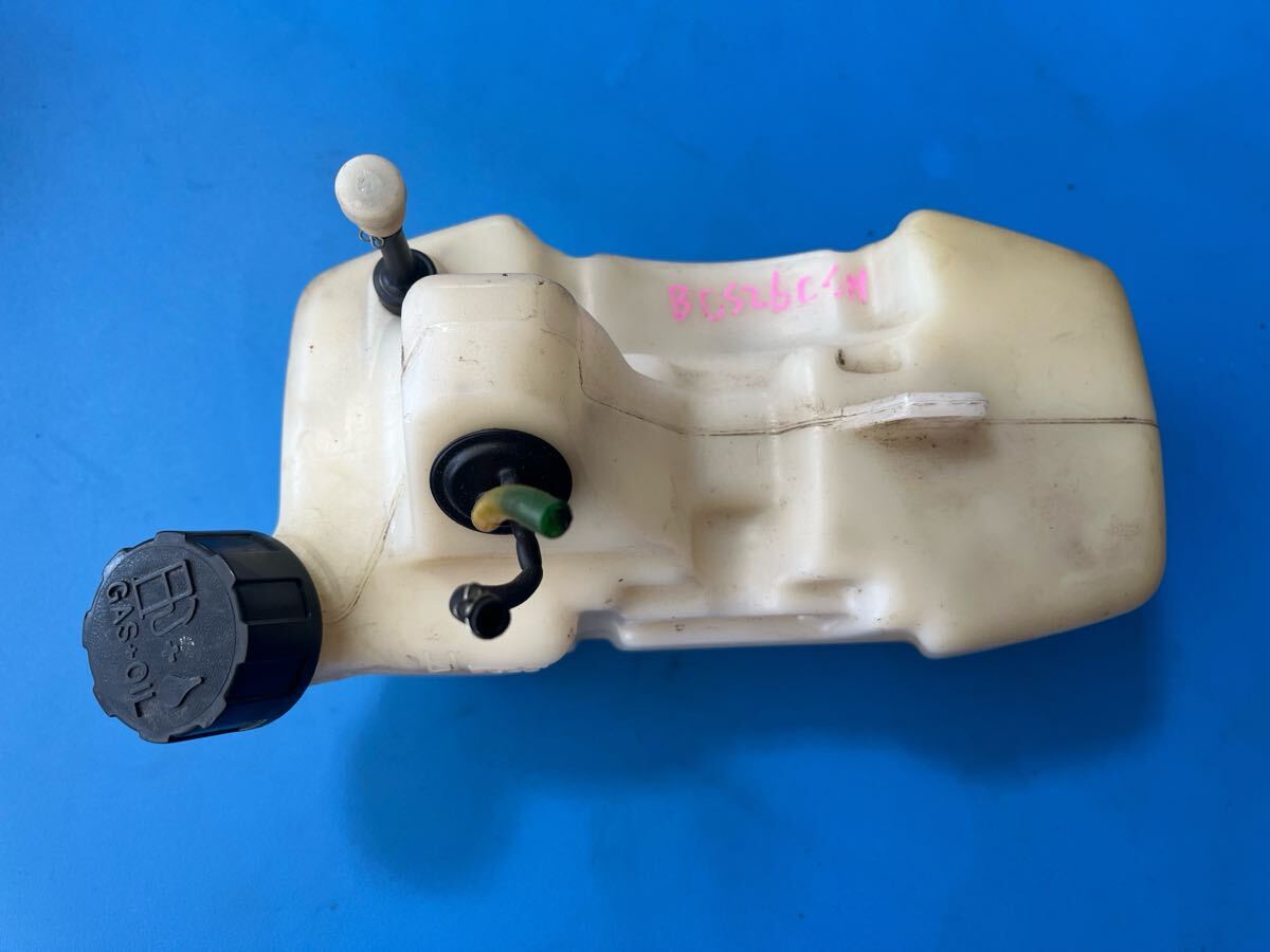 草刈機刈払機部品 パーツ 燃料タンク ひび割れなし 漏れません ホース、パッキンなど保証なし BCS26CSN 丸山 拍卖