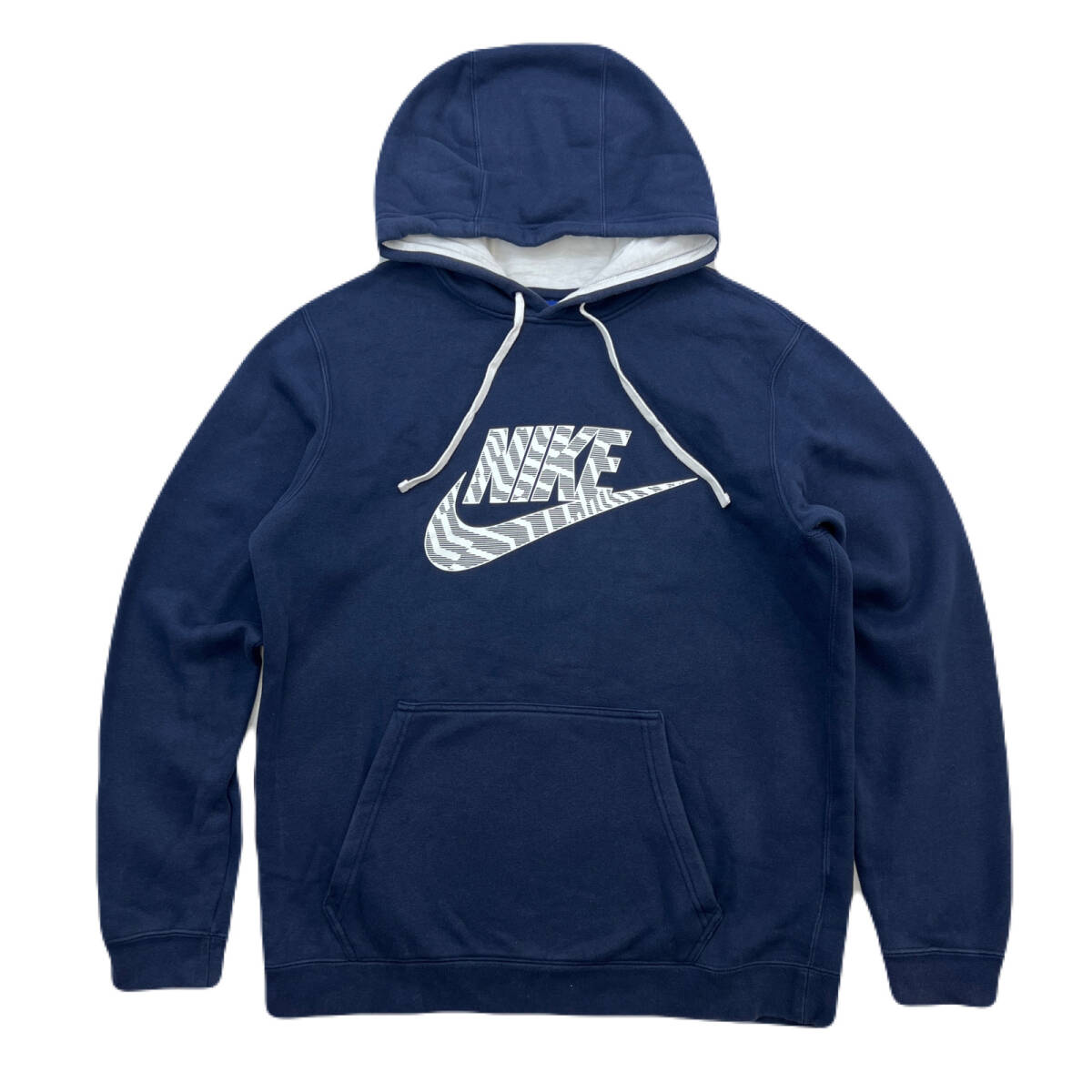 ナイキ スウェット パーカー 胸ロゴ ネイビー 紺色 メンズ Lサイズ 細身 スポーティ NIKE ●AG307拍卖