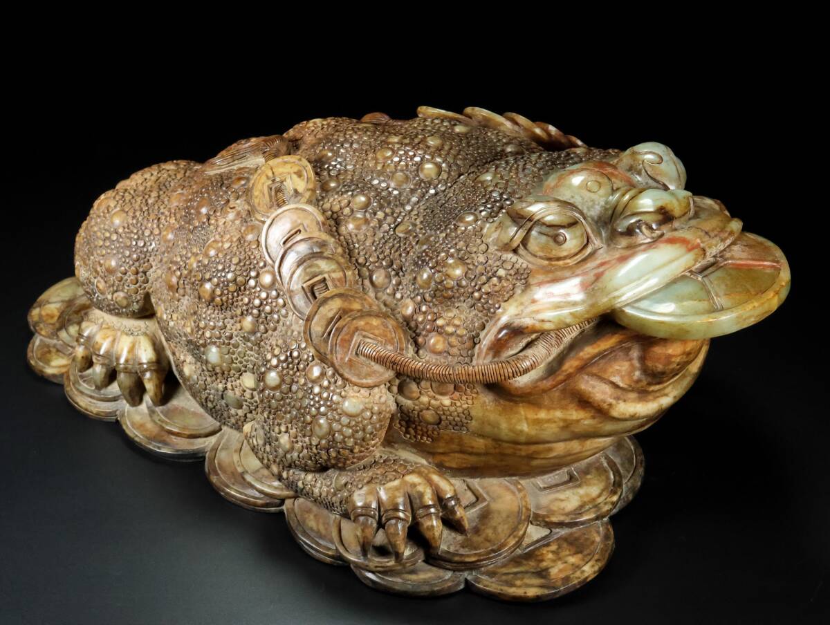 ◆珍蔵◆中国古美術 戰漢 高古玉 和田玉彫り金蟾 招財進寶 精品 細密細工造 置物 擺件 古賞物 骨董 時代物 AT17拍卖