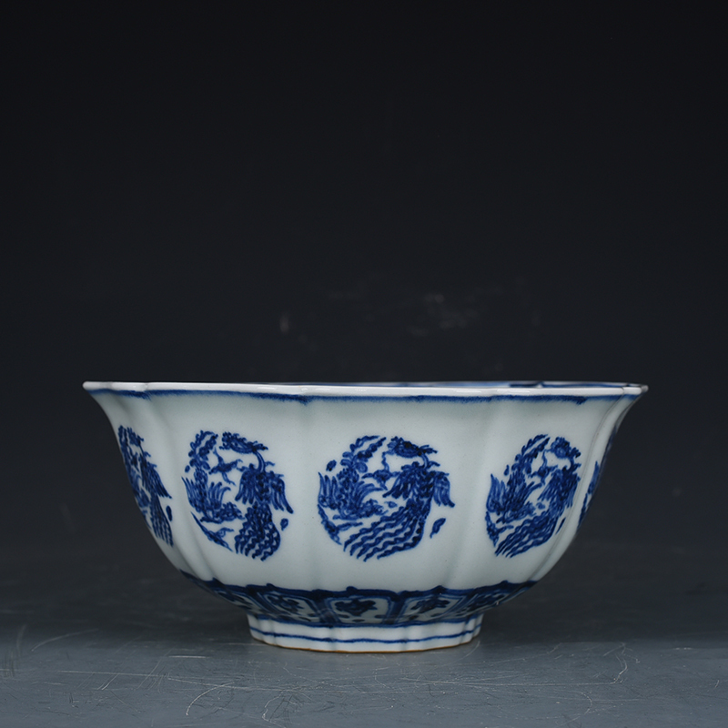 ◆珍蔵◆中国古美術 大明宣徳年製款 青花 鳳紋花口大碗 美品 細密細工造 置物 擺件 古賞物 骨董 時代物 A33拍卖