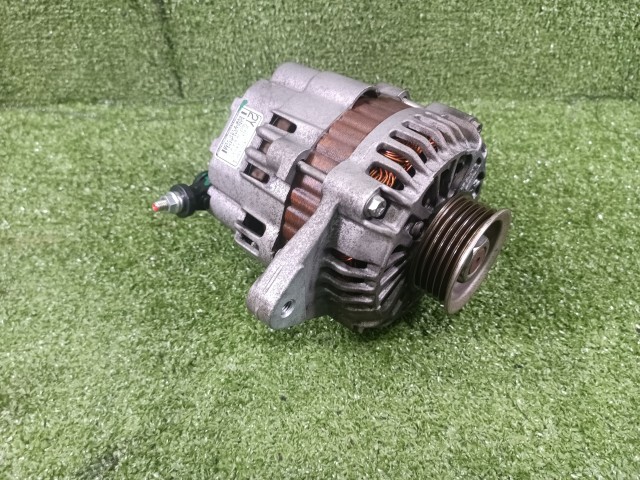 スクラム EBD-DG64V オルタネーター 1A25-18-300A拍卖