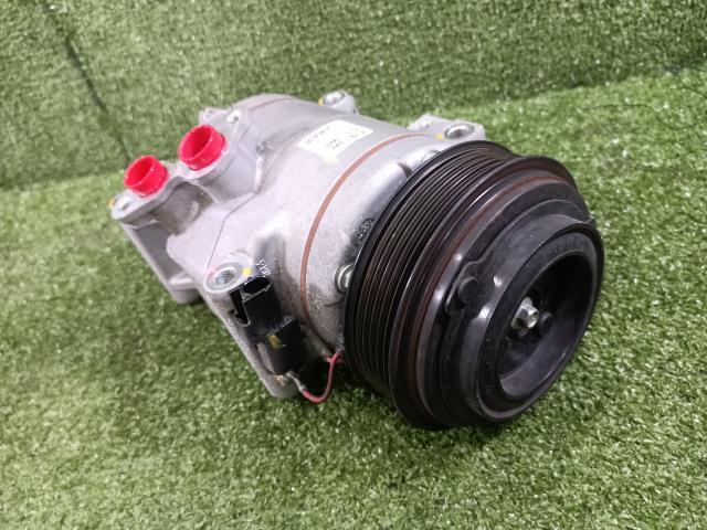 CX-5 LDA-KE2FW A/C AC エアコンコンプレッサー JUBCA-05 KF01-61-450 KF01-61-450A拍卖