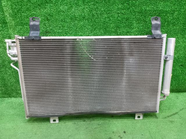 CX-5 LDA-KE2FW コンデンサー 8397005-04 KD62-61-480A拍卖