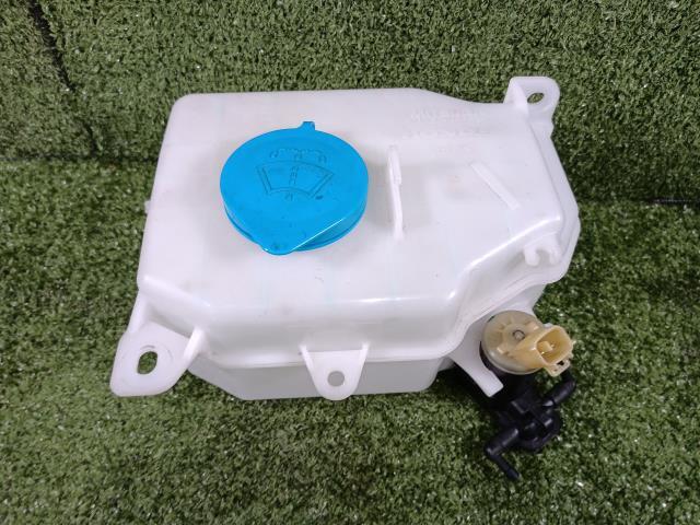 N-WGN 6BA-JH3 ウォッシャータンク 76841-TXA-J01拍卖