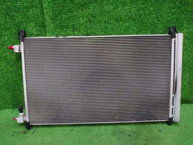 エクストレイル DBA-NT32 コンデンサー 92100 4BB0A 92100-5HA0A拍卖