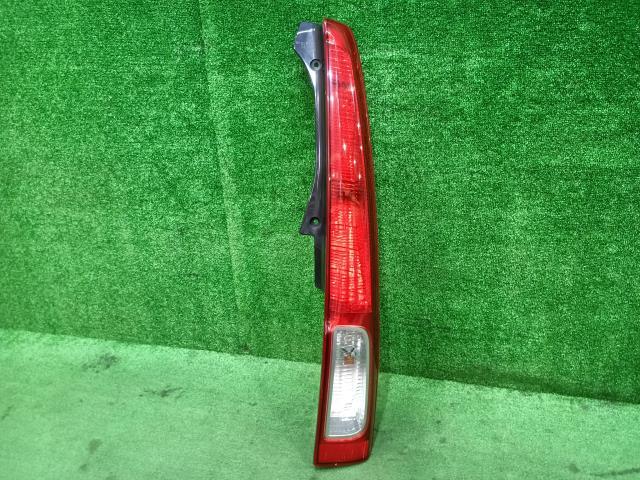 ムーヴ DBA-L150S 右テールランプ 右テールライト イチコ D016 81550-B2090拍卖