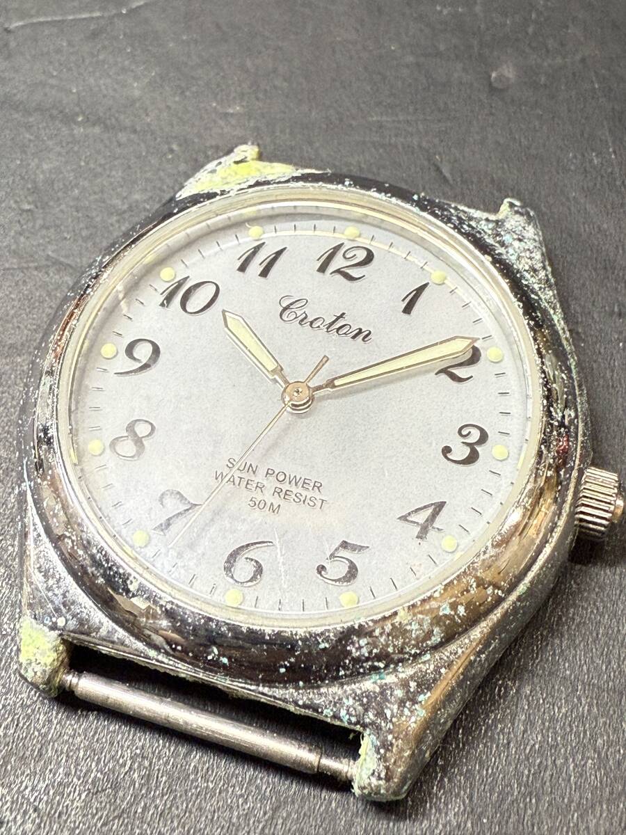 ★コレクター必見 Croton クロトン 腕時計 トップのみ ソーラー電池 ジャンク アクセサリー 飾り 現状品 コレクション GT137拍卖