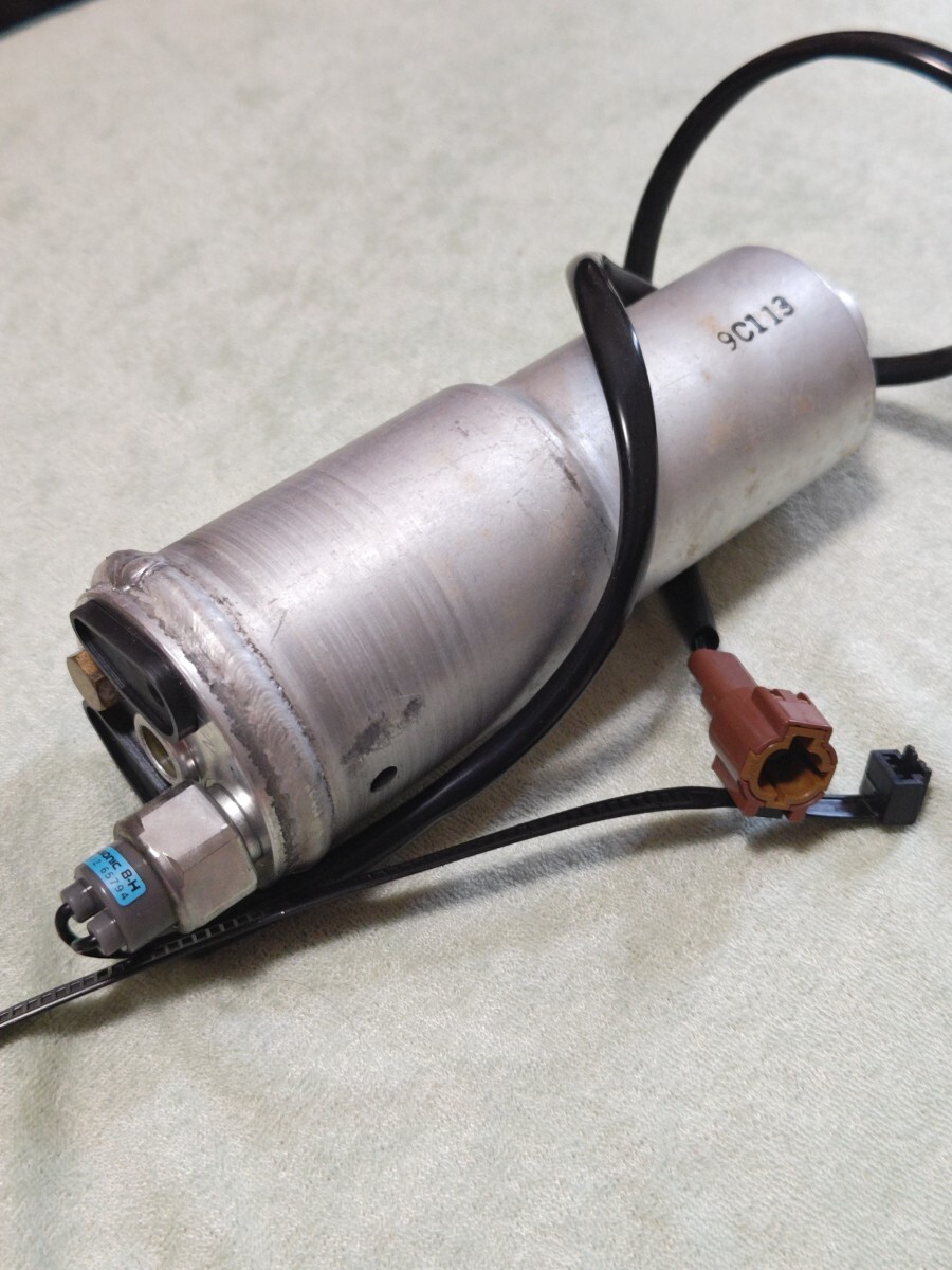 ↑新品未使用 日産UDトラックス 92103-00Z0B リキッドタンク レシーバー プレッシャースイッチ コンデンサー カーエアコン 拍卖