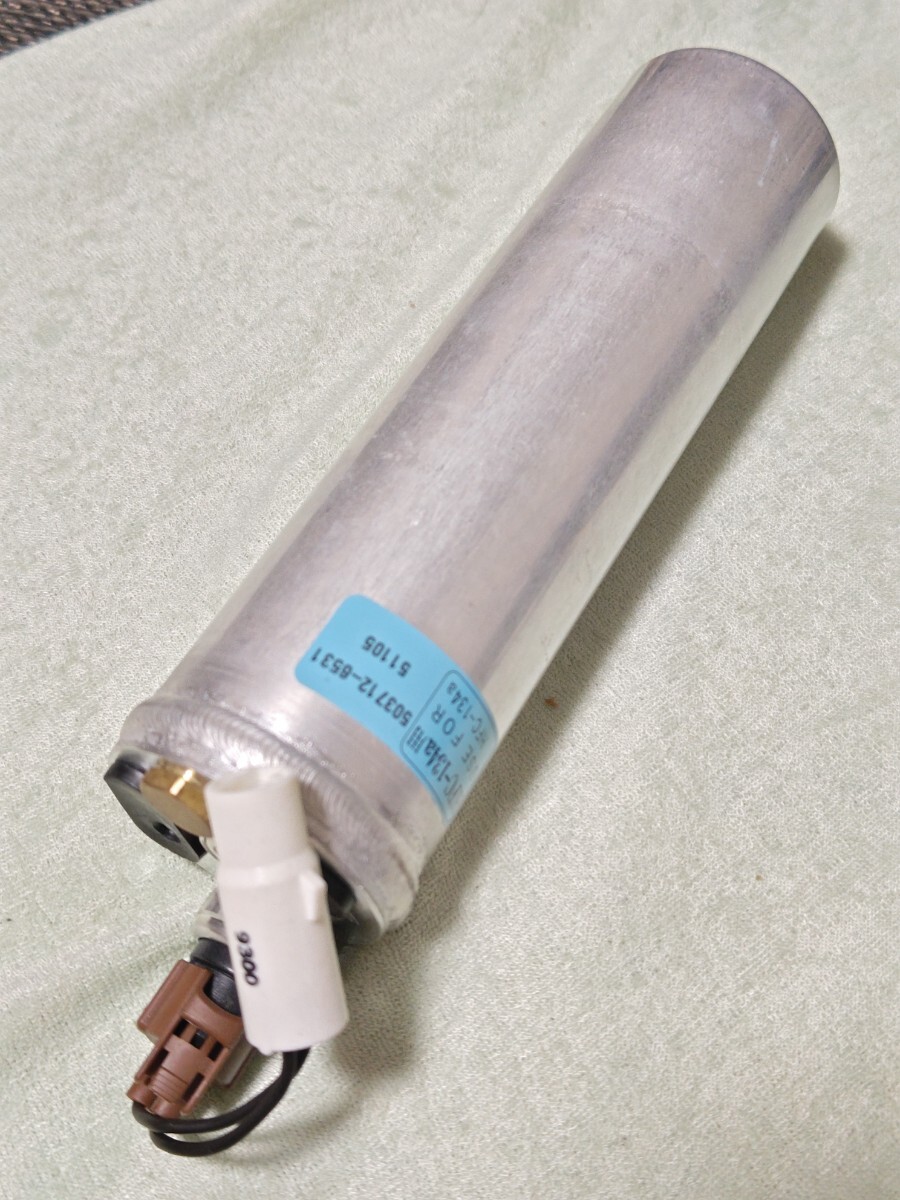 新品未使用 ゼクセルリキッドタンク 503712-6531 CAT 1251-642 キャタピラ レシーバードライヤー カーエアコン コンデンサー拍卖