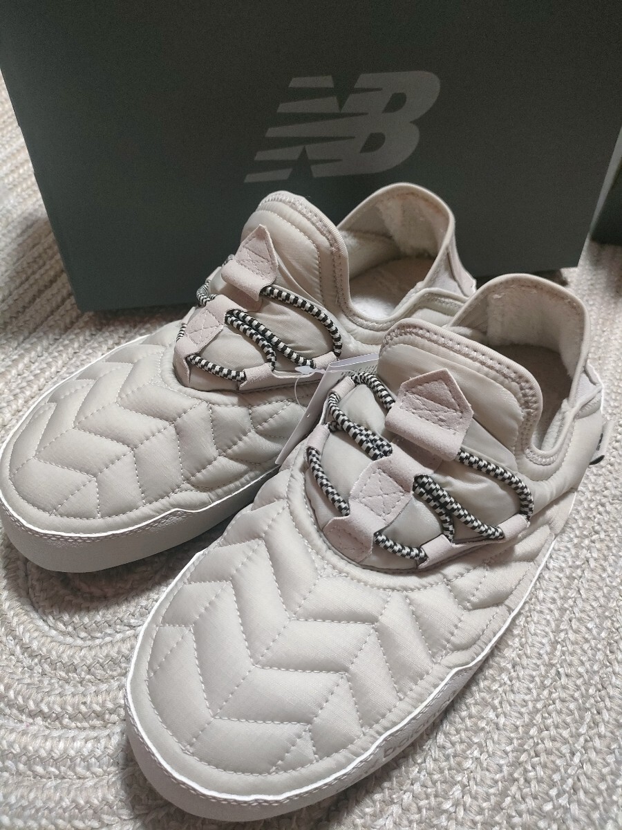 新品 未使用 New Balance キャラバン モック 2 28cm ニューバランス SUFMOCW2 アイボリー メンズ 正規品 踵が潰せる スニーカー MOC拍卖
