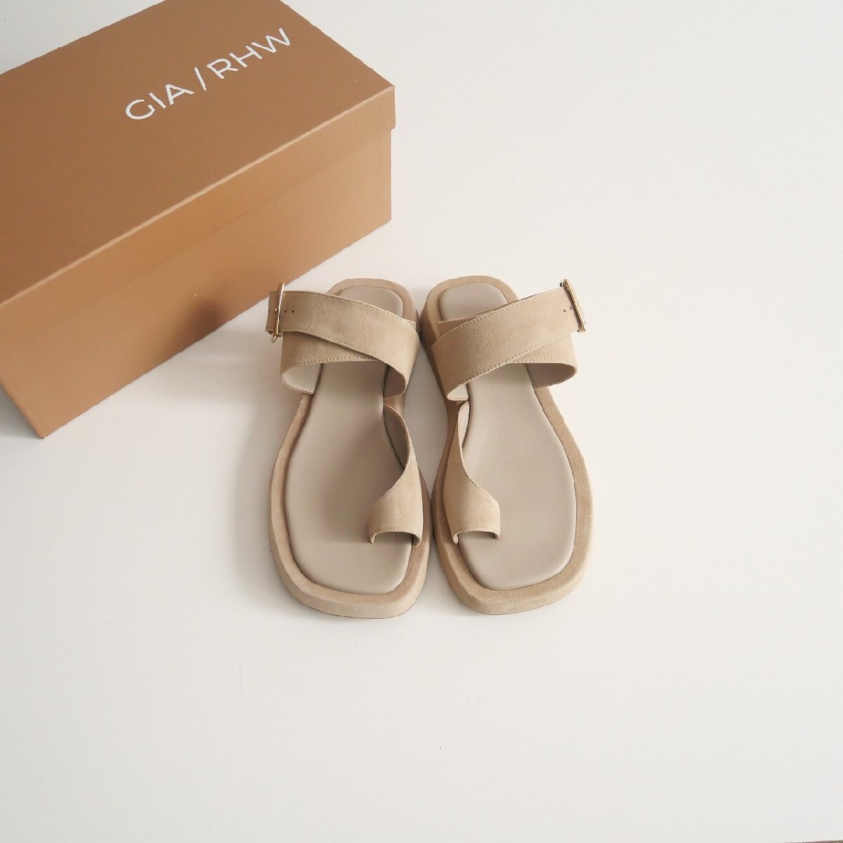 2022SS / L'Appartement購入品 アパルトモン / GIA / RHW / ankle Strap Suede Sandal サンダル 38 / 22093570101510 / 2500-0156拍卖