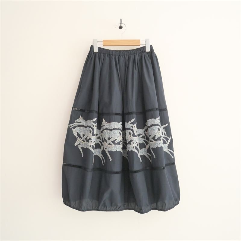 2025SS・人気完売品 / 未使用 / mina perhonen ミナペルホネン / papurriko バルーンスカート / ads5405 / 2507-1466拍卖