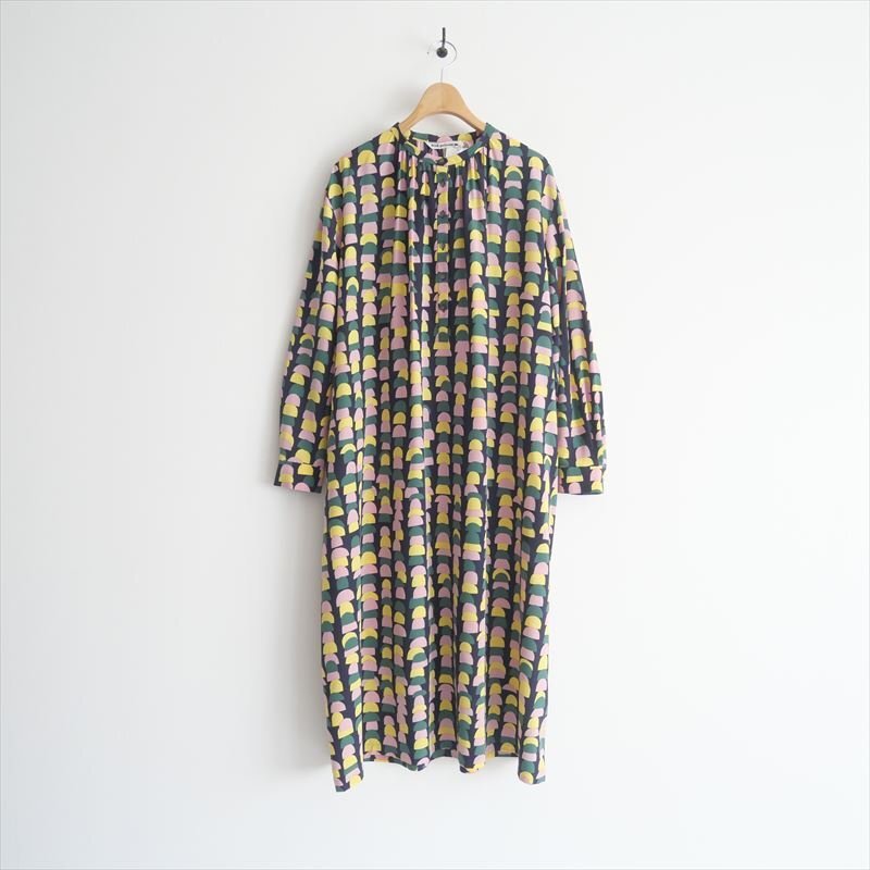 2025SS / 未使用 / mina perhonen ミナペルホネン / rocher ギャザードレス 40 / ads3165s / 2502-0645拍卖