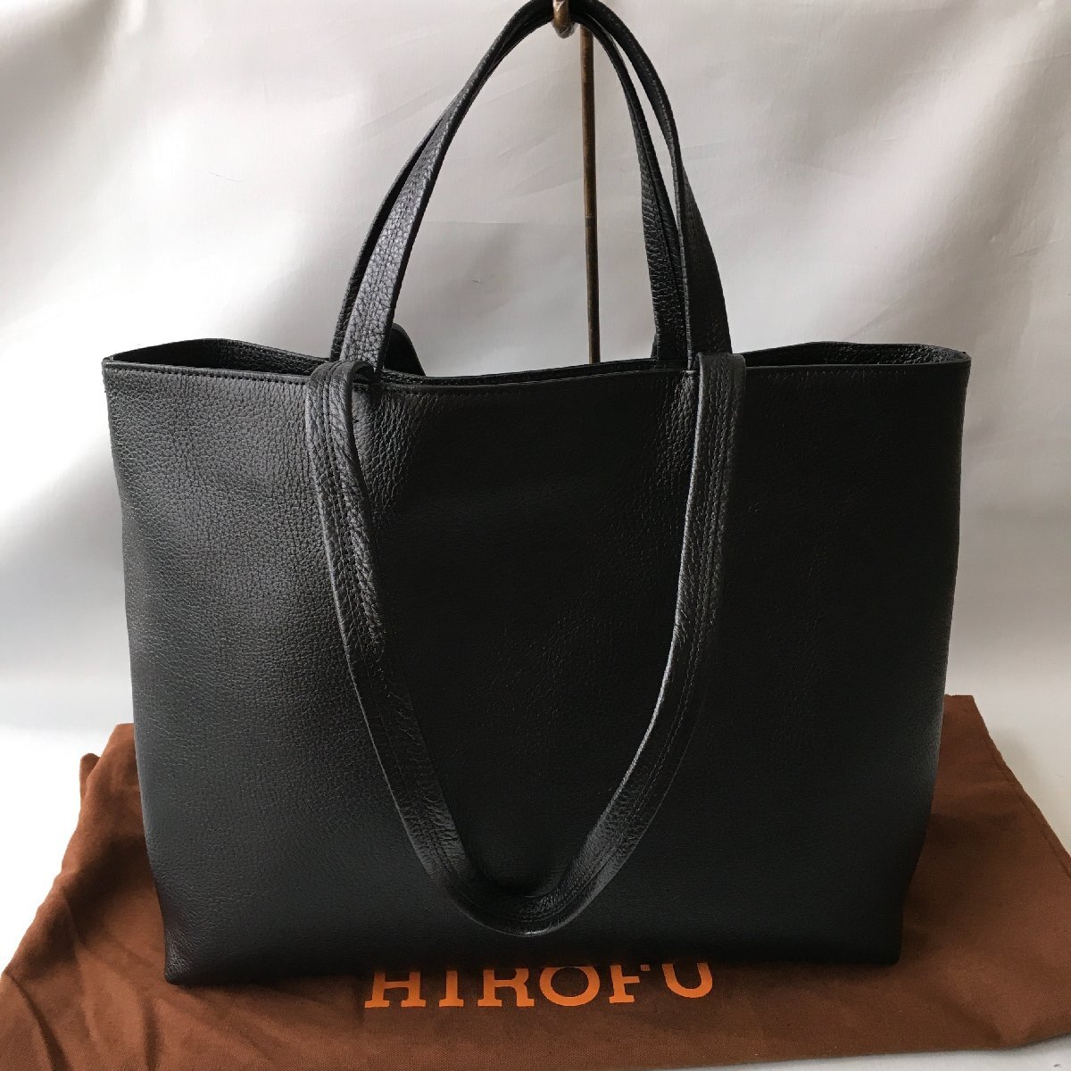 即決 極美品 HIROFU(ヒロフ) 大きめ レザー バッグ TM拍卖