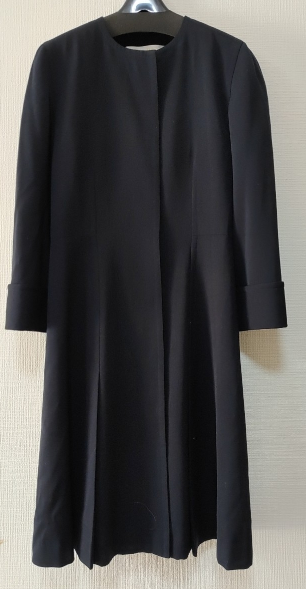 中古美品フランス製生地ニナリッチNINA RICCIる黒ノーカラーブラックフォーマルロングコート 拍卖