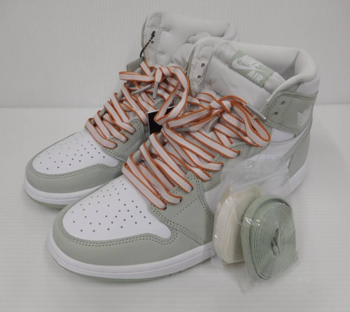 タグ付!NIKE ナイキ ウィメンズ エアジョーダン 1 レトロ ハイ OG CD0461-002 size:27.5cm囗T巛拍卖