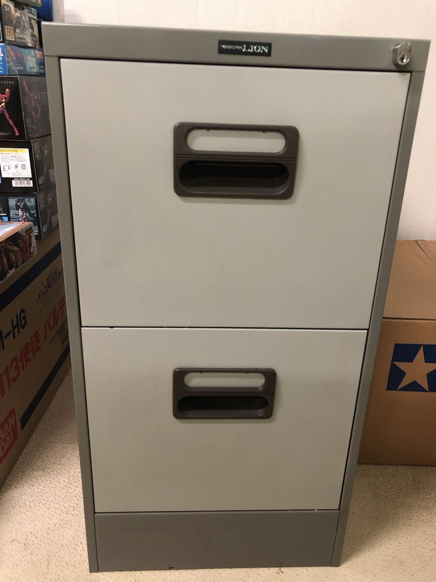 オフィス 収納家具 鍵付き キャビネット 2段 引き出し 書類棚 机 横 テーブル デスク キャスターなし拍卖