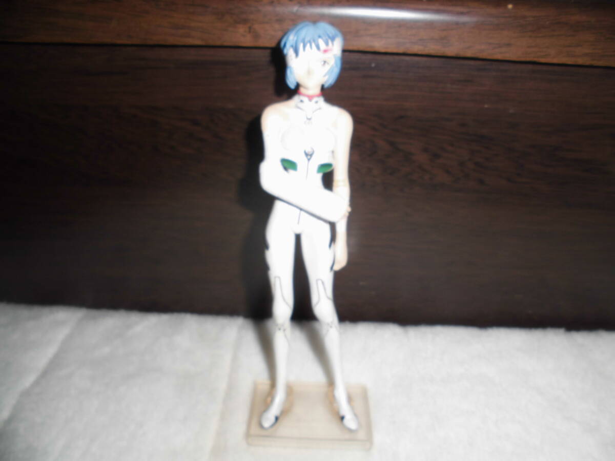 あき063 エヴァンゲリオン 綾波レイ 負傷 フィギュア 高さ18㎝位 詳細不明拍卖